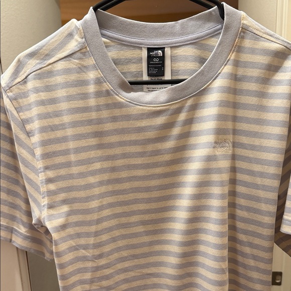 The North Face Lavender Striped and White Shirt - Picture 2 of 3